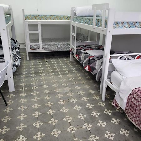 Guanaco Hostel Puerto Madryn Buitenkant foto